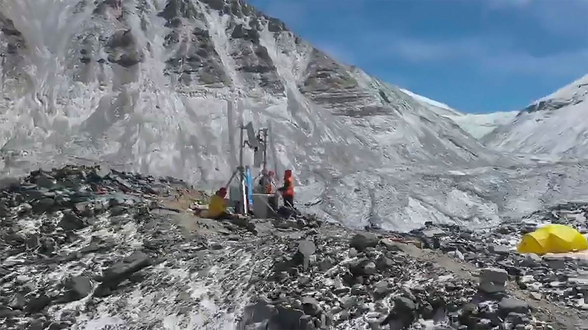 I want to know everything #672. What it looks like to install 5G communication towers on Everest - Want to know everything, Everest, Chinese, 5g, cellular, Longpost