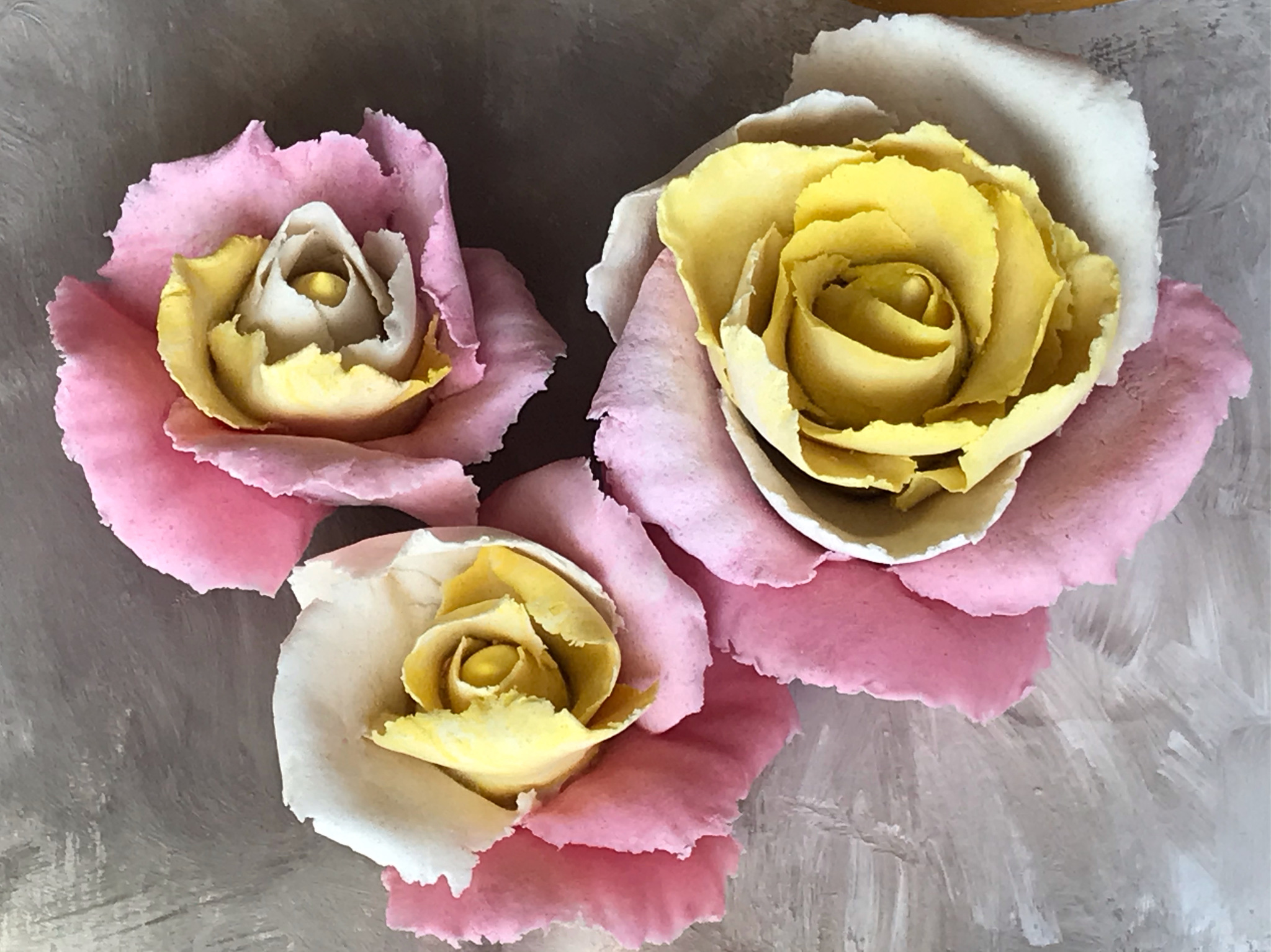 Delicate roses made from salt dough - My, Salted dough, Лепка, Flowers, the Rose, Crafts, Master Class, Video, Needlework with process
