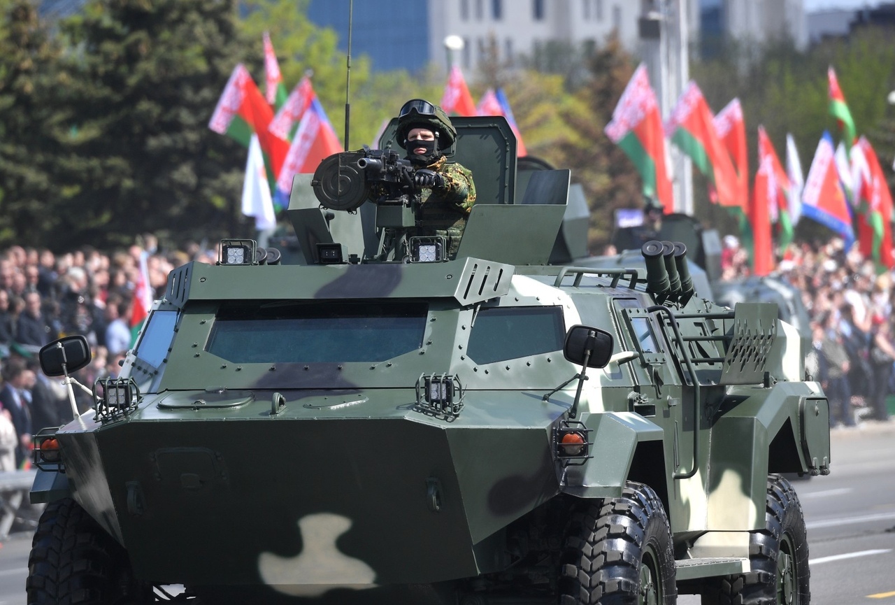 Military parade in Minsk in honor of the 75th anniversary of Victory in the Great Patriotic War - Military parade, Minsk, May 9 - Victory Day, The Great Patriotic War, The Second World War, The soldiers, Tanks, Airplane, Longpost