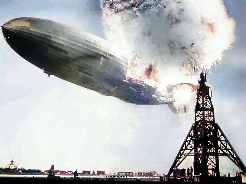 The death of the airship Hindenburg in 15 photographs. Colorization - Colorization, Story, USA, Catastrophe, Airship, Aviation, Longpost