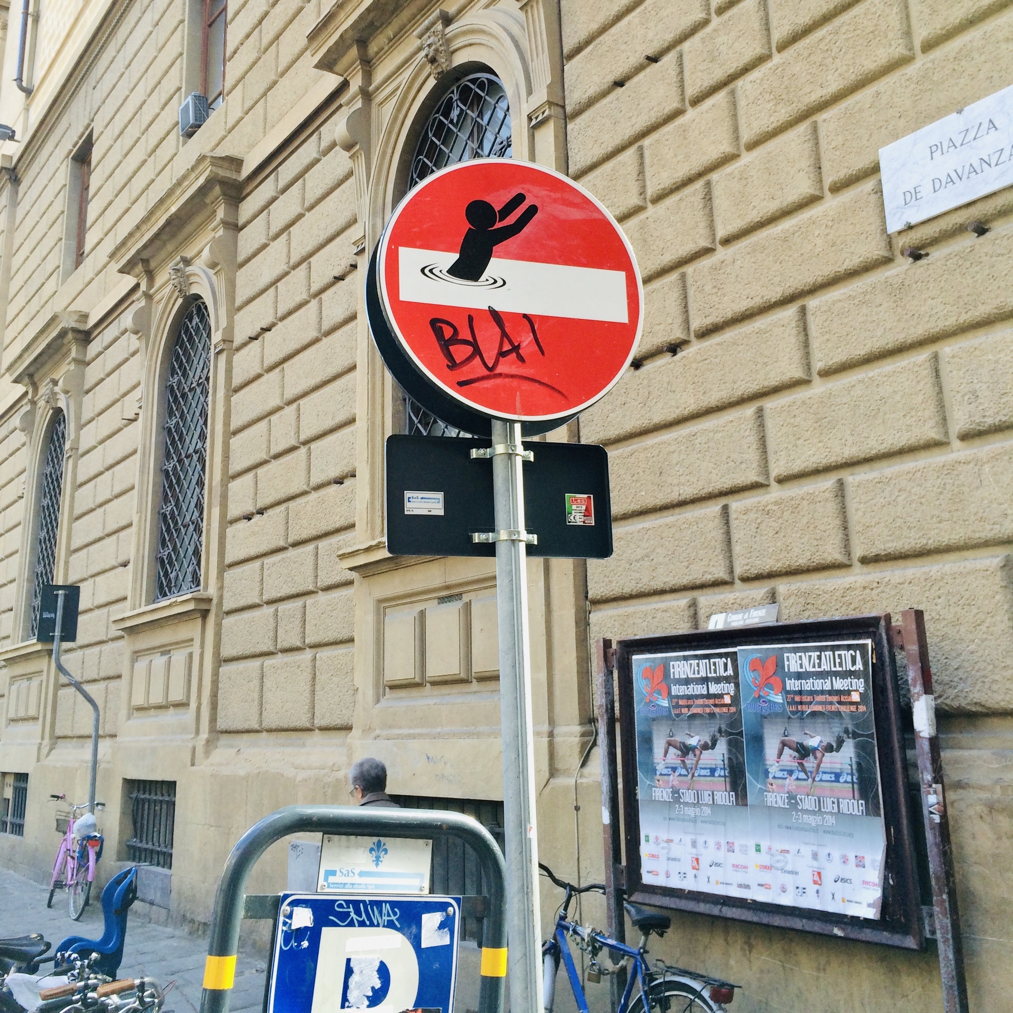 Please give me a sign! - My, Travels, Italy, France, Road signs, Modern Art, Longpost