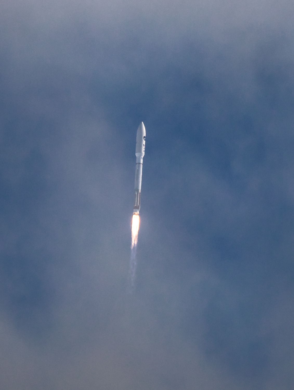 Atlas V launch photos from Cape Canaveral - Atlas V, NASA, Ula, Running, Space, Longpost