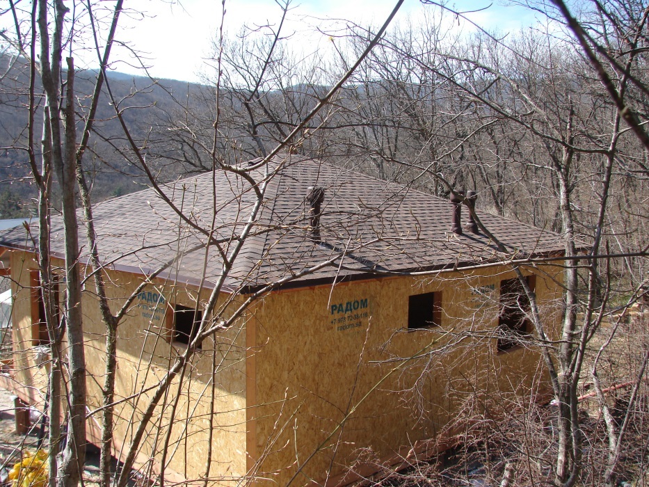 Сборка стен и крыши в доме из сип панелей в Крыму - Моё, Дом, Крыша, Длиннопост, Строительство, Гибкая черепица, Каркасный дом