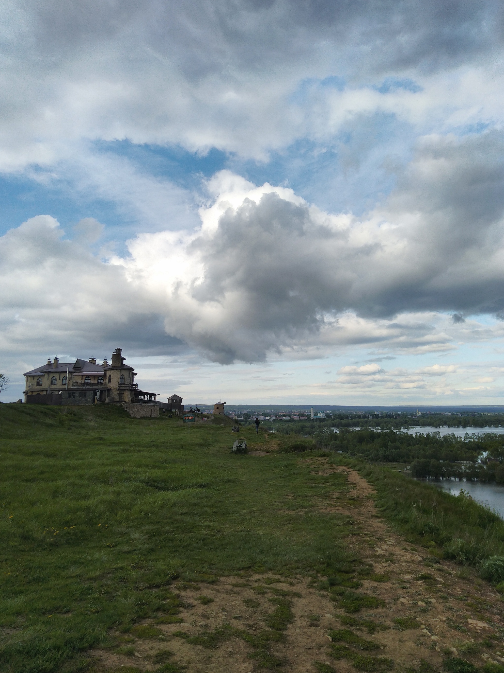 Майский вечер на Каме - Моё, Река Кама, Елабуга, Разлив, Чертово городище, Тучи, Фото на тапок, Длиннопост, Вечер