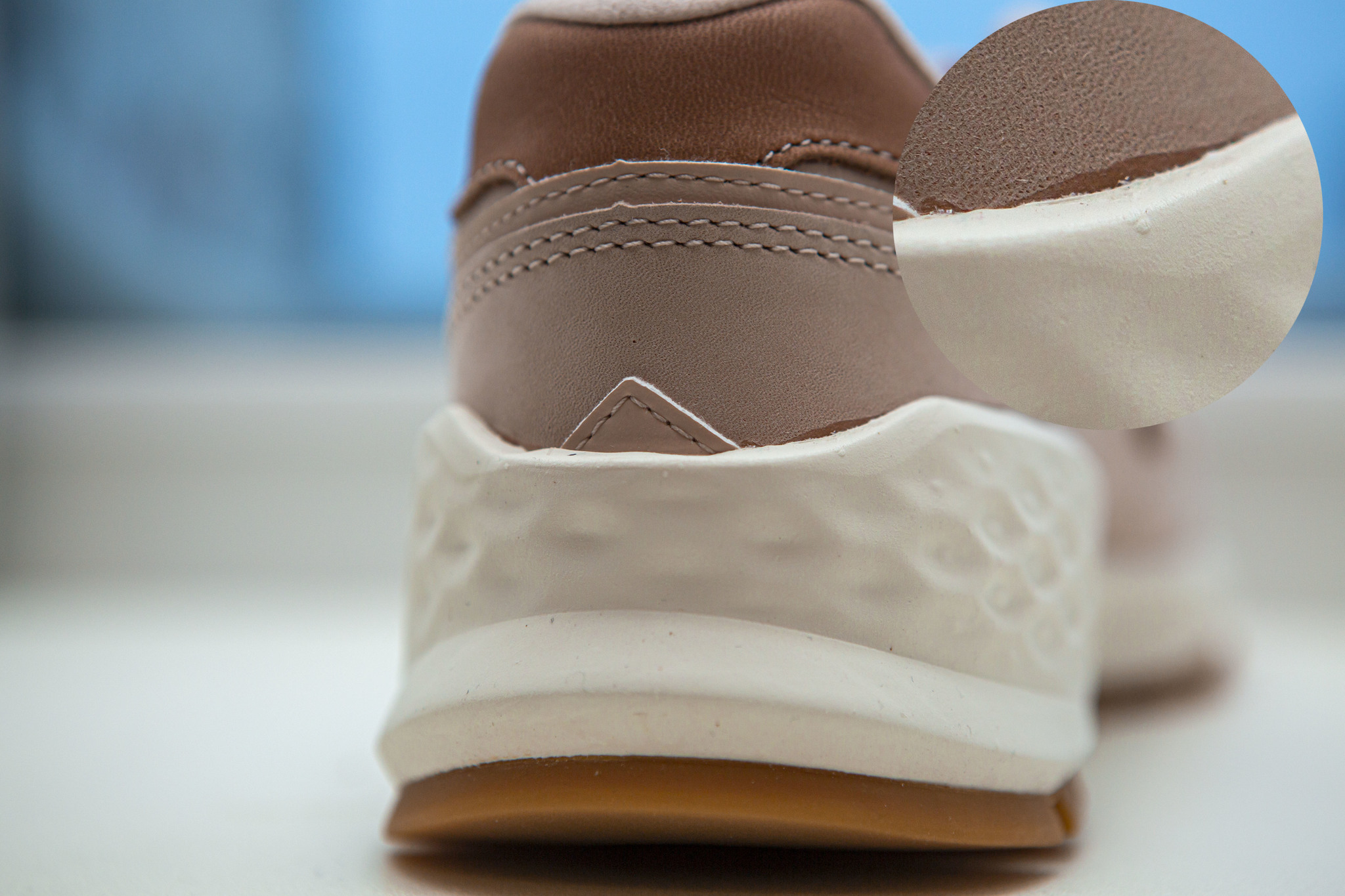 Печальный опыт с кроссовками New Balance | Пикабу