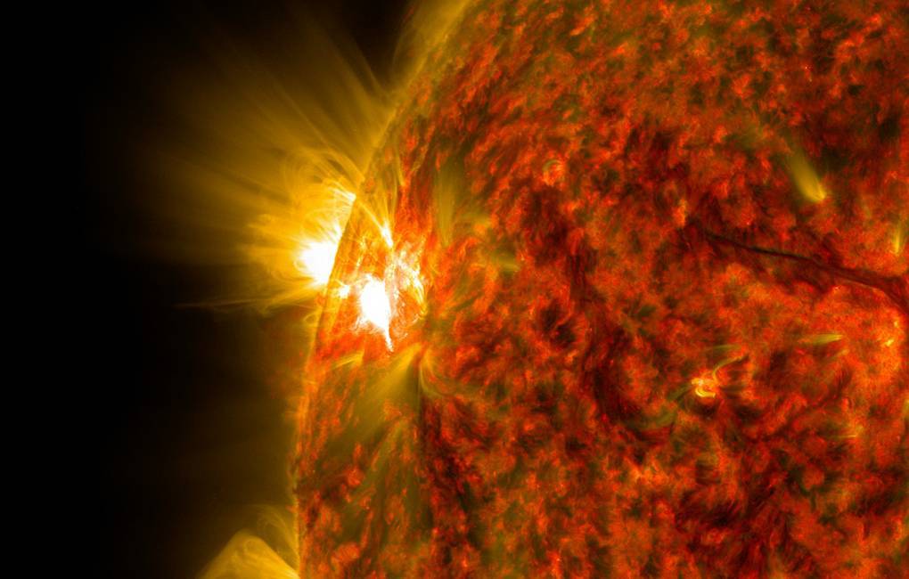 Astronomers have recorded the most powerful solar flare in three years - The sun, Space