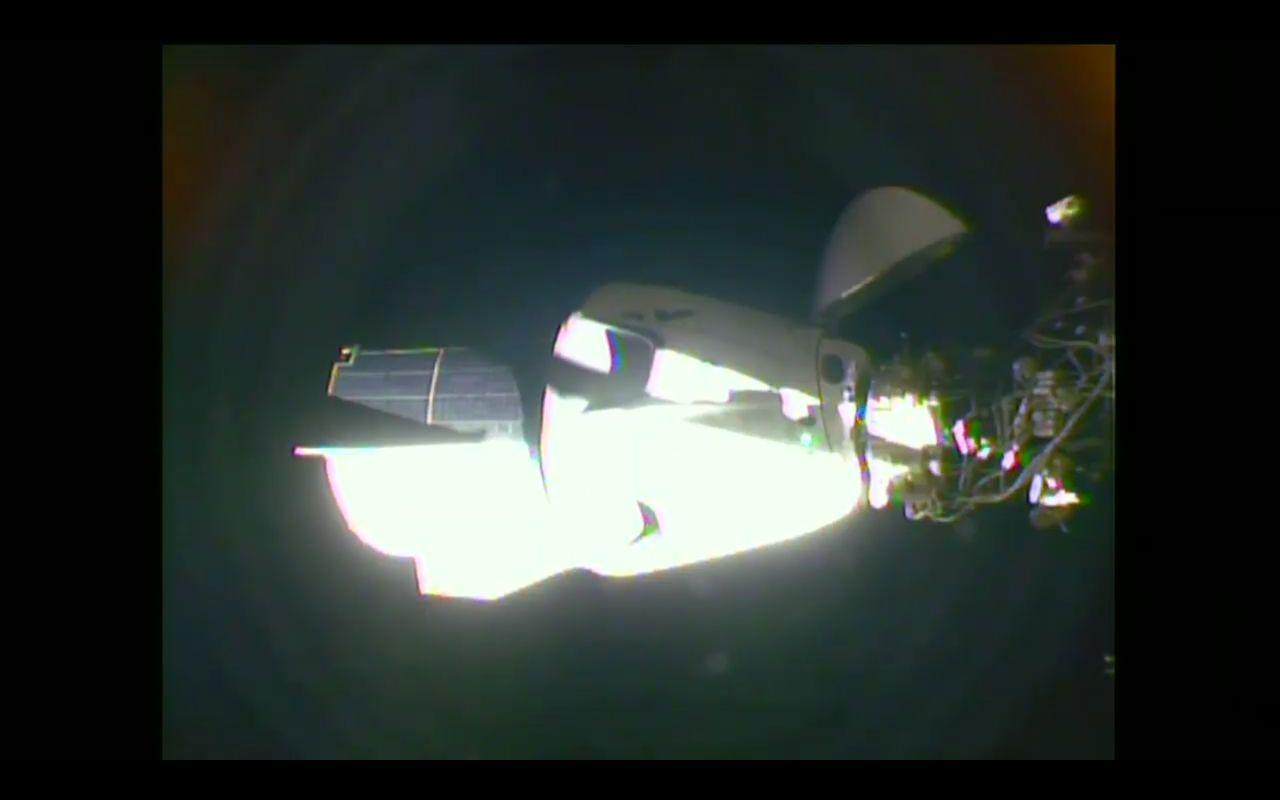 The manned spacecraft Crew Dragon successfully docked to the ISS! - Spacex, NASA, ISS, Space, Docking, Broadcast, Astronaut, Dragon 2, Video, Longpost