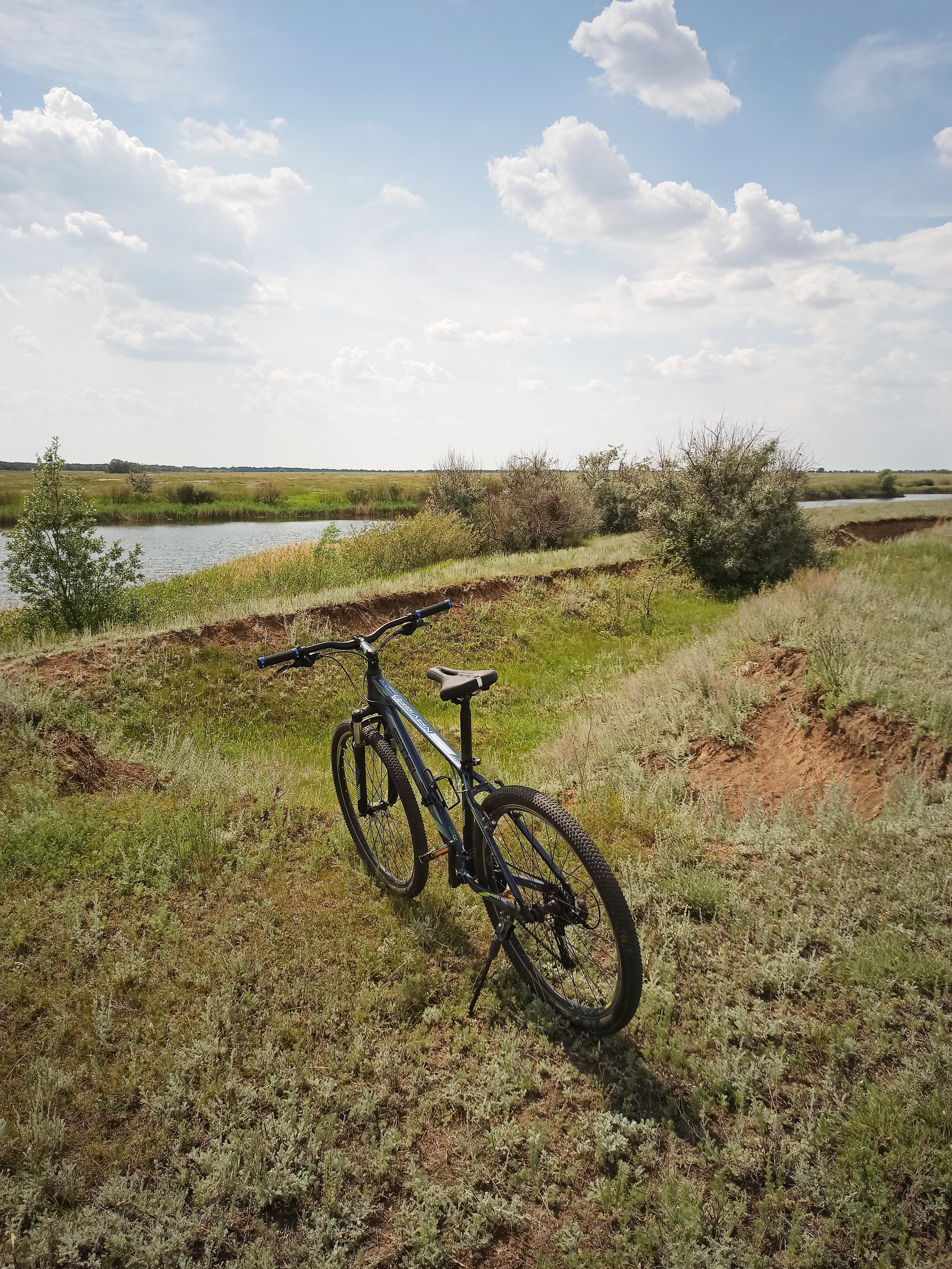 Somewhere I'm riding through the fields - My, A bike, Pokatushki, Heat, Saratov region, Longpost