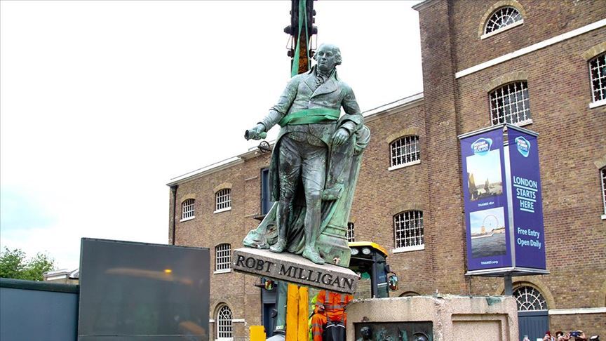 Improving the lives of blacks the right way - Great Britain, USA, Monument, Demolition, Longpost, The photo, Video, Black lives matter, Death of George Floyd, Politics