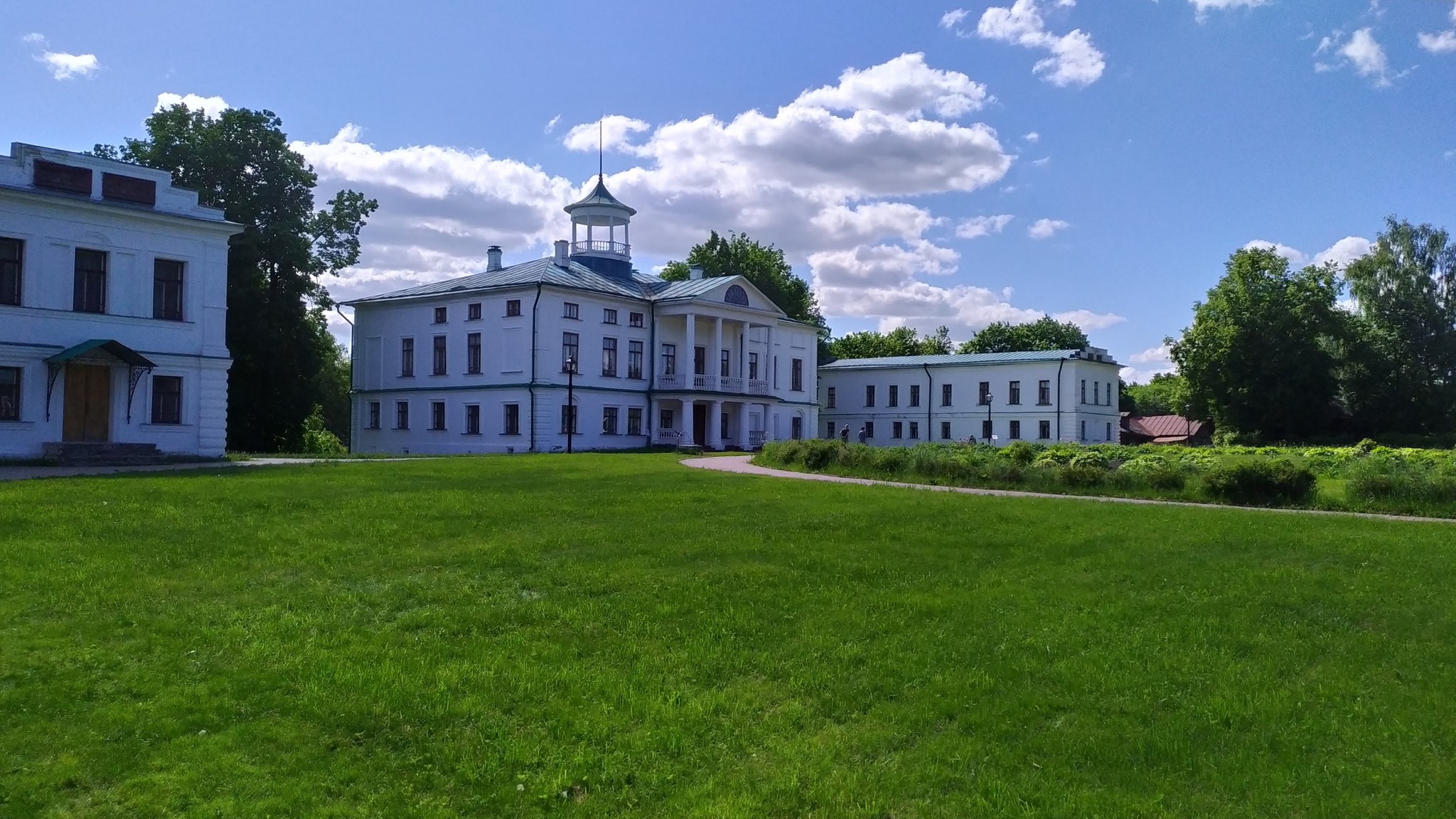 Село карабиха стоит егэ. Карабиха. Винзавод Карабиха. Карабиха Нижний ярус фото.