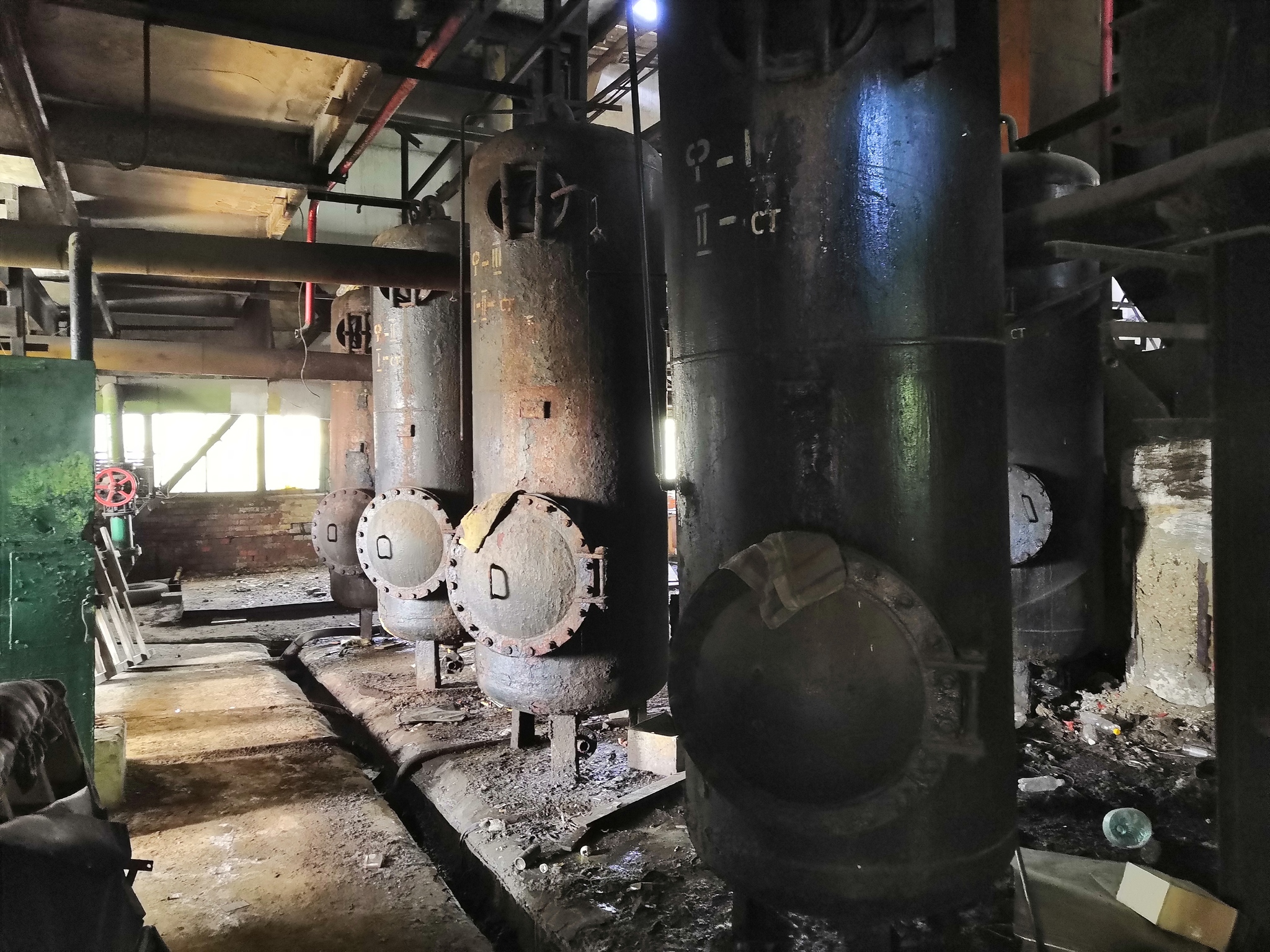 How the titans of the past die - My, Abandoned, Past and present, Boiler room, Power, Mobile photography, Longpost