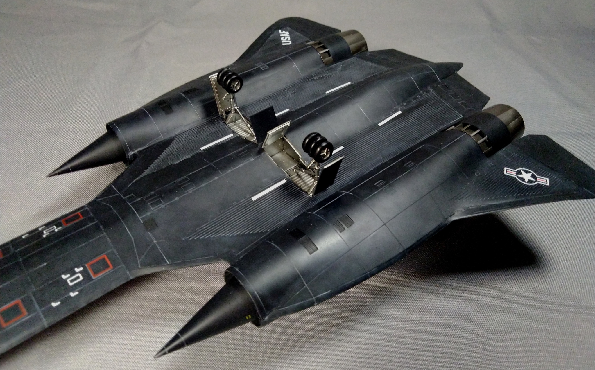 Ahead of sound and time. Lockheed SR-71 Blackbird - My, Stand modeling, Prefabricated model, Story, Air force, Intelligence service, Sr-71, Supersonic, Hobby, Longpost