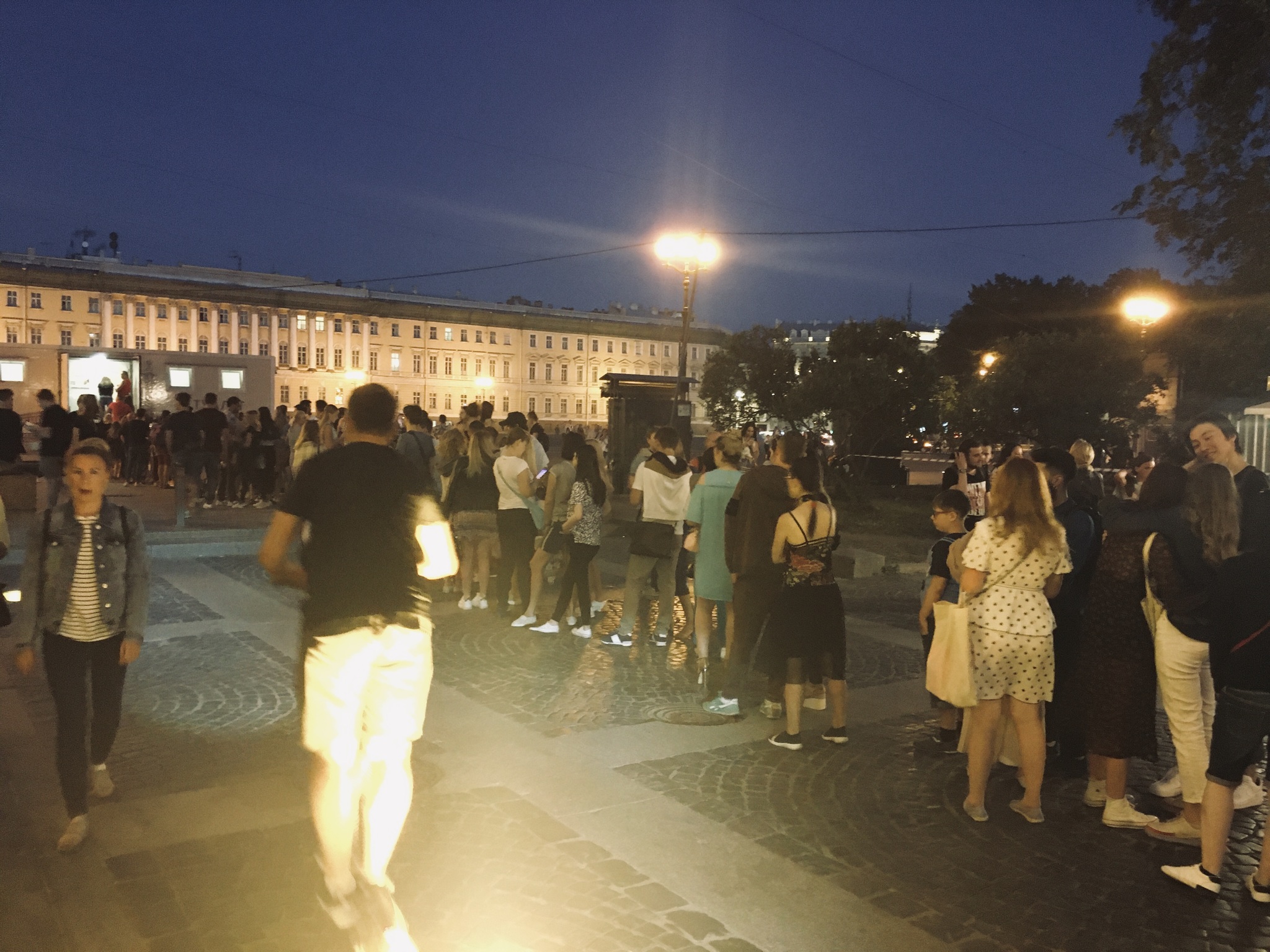 Smolny, do something... - My, Saint Petersburg, Queue, Toilet, Palace Square, Beautification