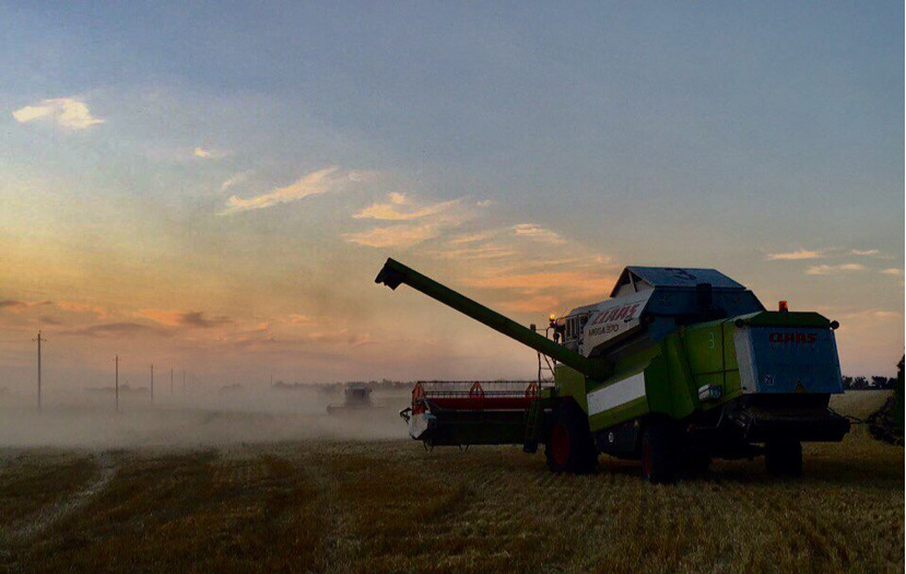 Combine mechanic - My, Сельское хозяйство, Combine harvester, Inside view, Bread, Longpost