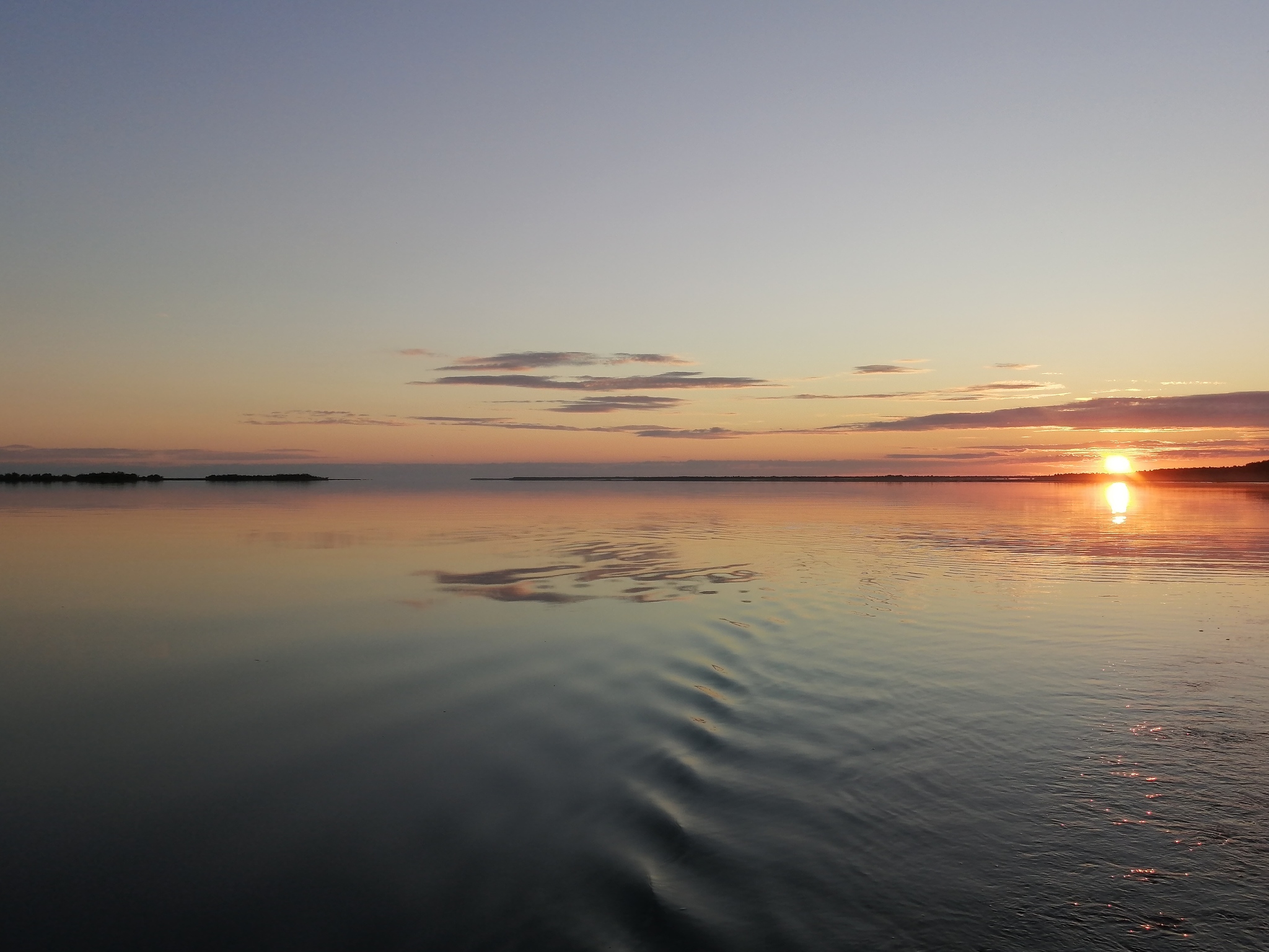 Since everyone is bragging about the moons over the sea, here are photos from the trip on July 1st. Moon over the white sea - My, White Sea, moon, Sunset, White Nights, Longpost