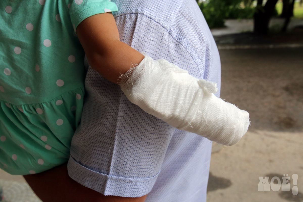 Thanks to Voronezh traffic police inspectors, a one-year-old child’s hand was saved - Gai, DPS, The rescue, Children, Voronezh, Video, Longpost, Injury, news