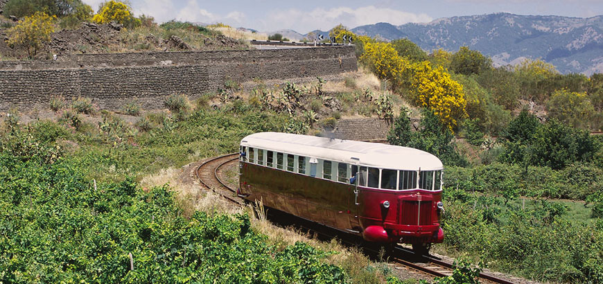 Wine trains or the road of happiness - Wine, Travels, Alcohol, A train, Guide, Longpost