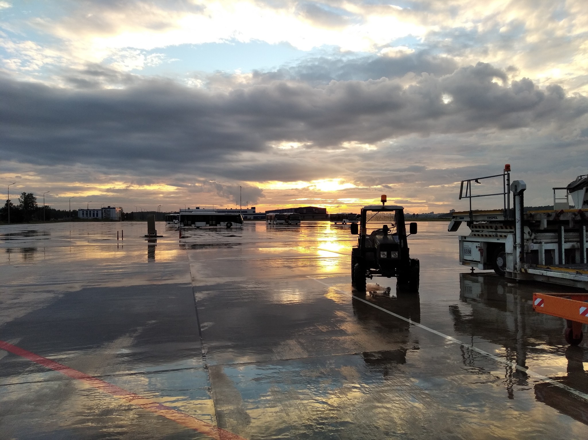 Clouds, airport, corrected - My, Aviation, Clouds, Longpost