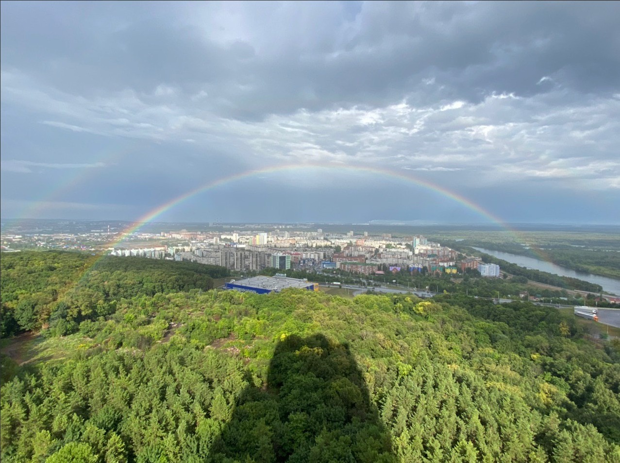 City of contrasts. Rainbow in the afternoon, fog in the morning - Rainbow, Town, Fog, The photo, Longpost