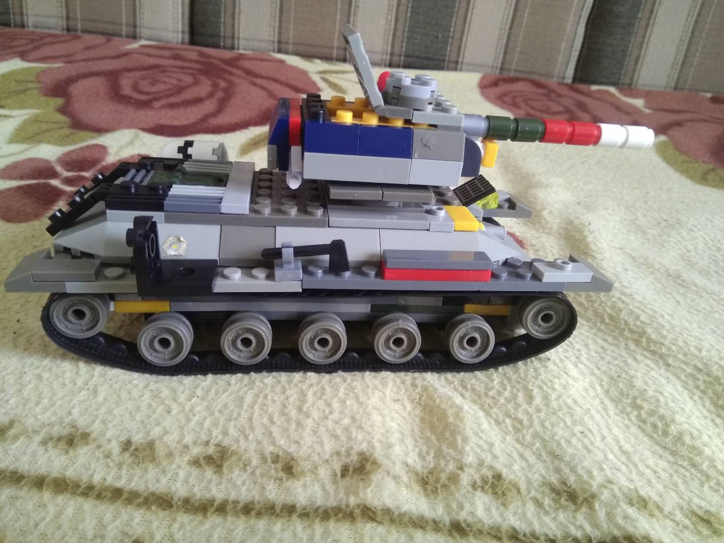 I remembered how my Son, after watching the 2017 Victory Parade, was impressed and made Armata and T-34... - My, Modeler-constructor, Creation, Victory parade, Longpost