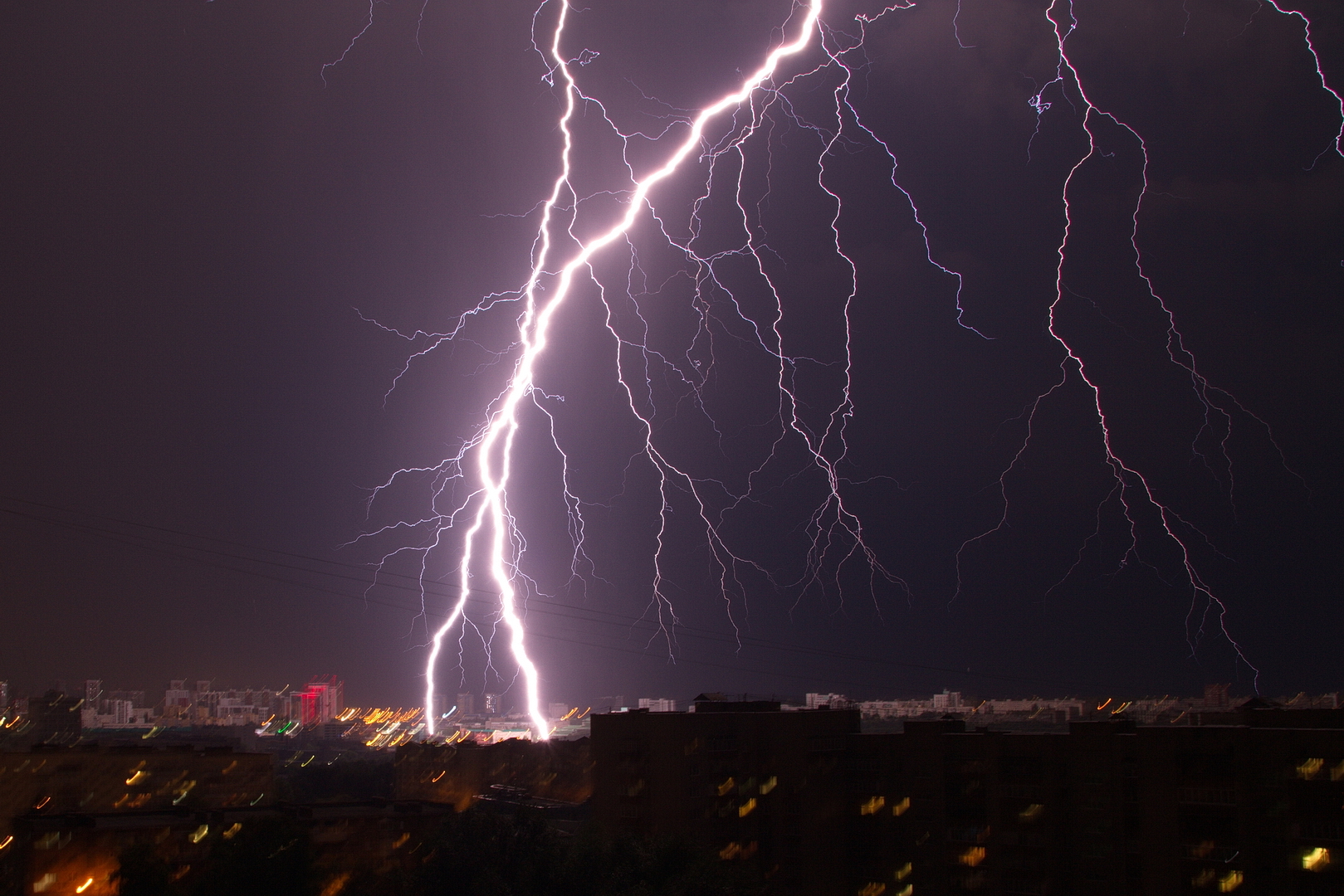 Ufa evening lightning - My, Ufa, Lightning, Rain, Thunderstorm, Evening, Friday