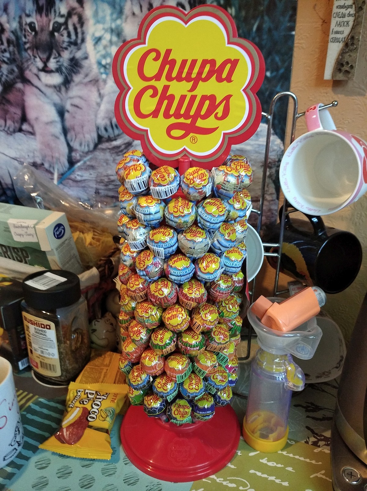 Chupa chups candy. Чупа Чупс 90-е. Чупа Чупс пикабу. Игрушка к Чупа-чупсу в 90-е. Ламповые 90е.