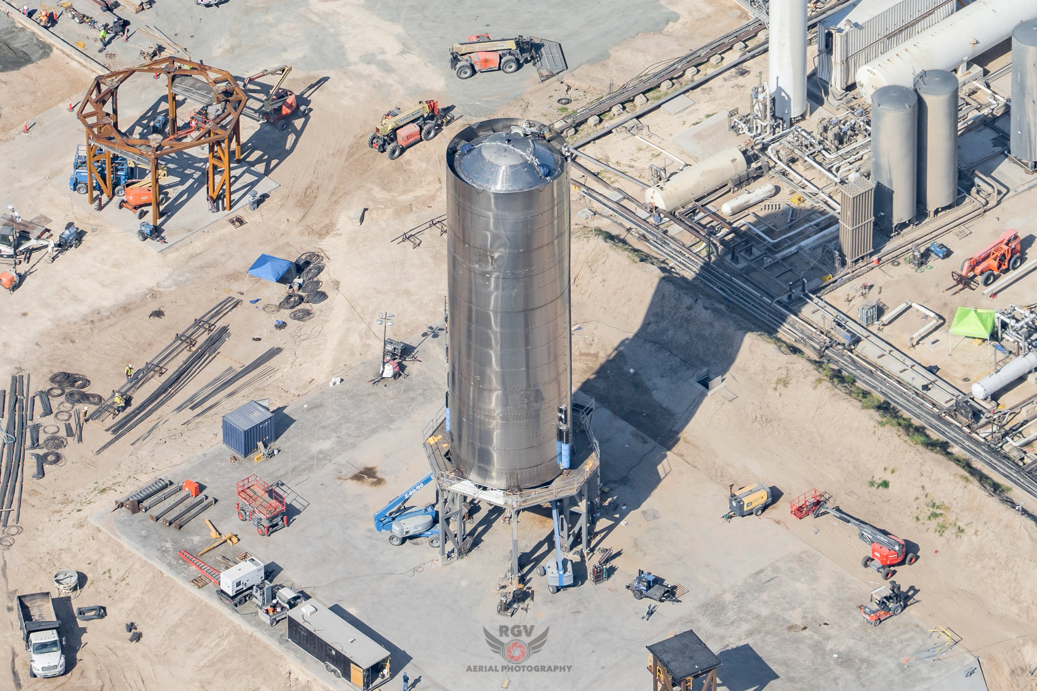 SpaceX targets August 28 for SN6 prototype's 150-meter jump, with pre-static burn as early as tomorrow - My, Elon Musk, Spacex, Starship, Texas, USA, Technologies, Cosmonautics, Booster Rocket, Building, Longpost