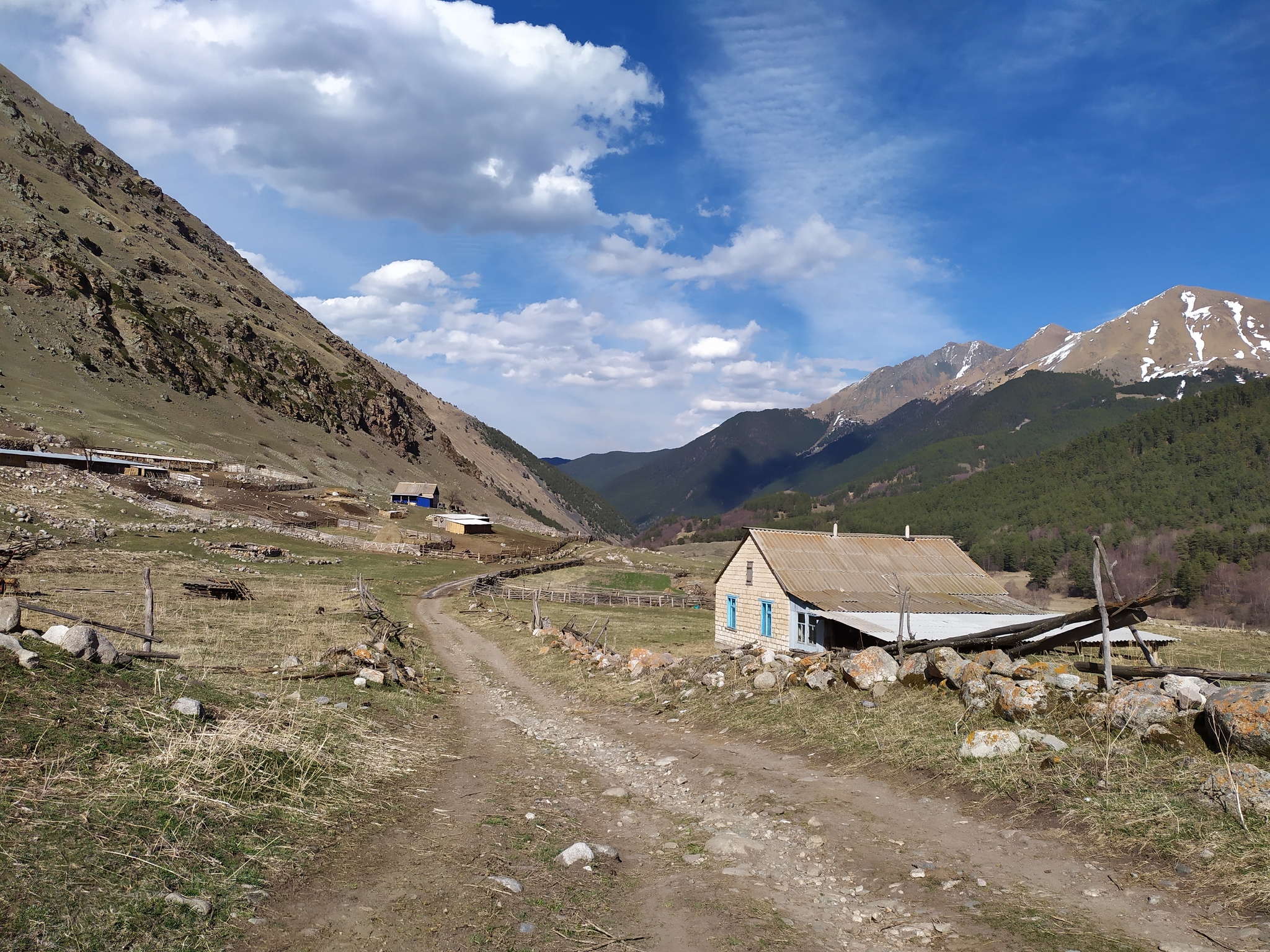 One of the oldest Karachay villages (now abandoned) - Duut! At the time of its disappearance, it was the highest mountain village of Karachay - Karachay, Caucasus, Uchkulan, Gorge, Karachay-Cherkessia, Aul, The mountains, Longpost, Nature