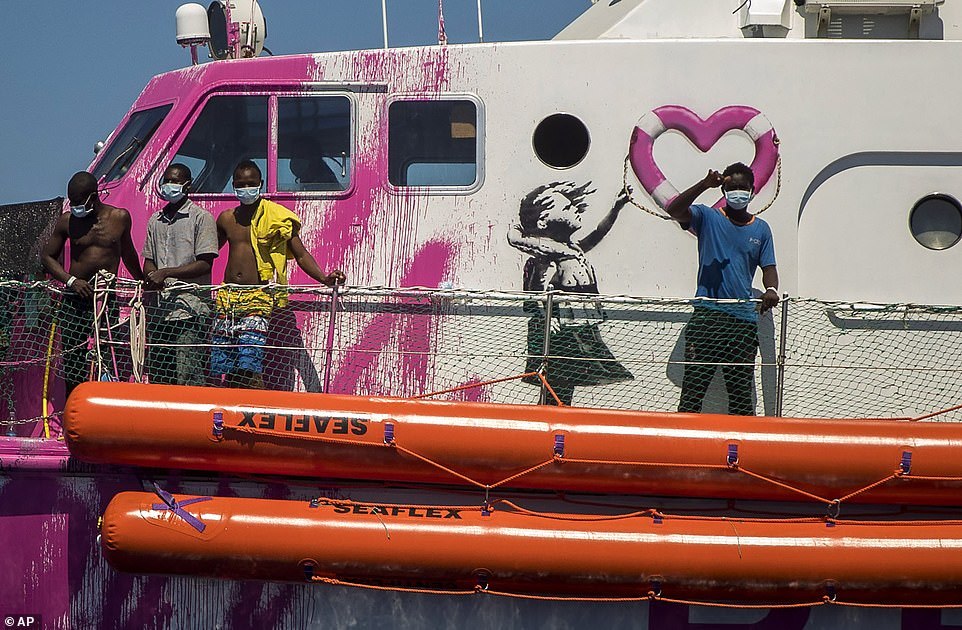 Banksy-funded refugee rescue boat stranded at sea - Refugees, Refugees in the EU, Banksy, Longpost, Mediterranean Sea, Malta