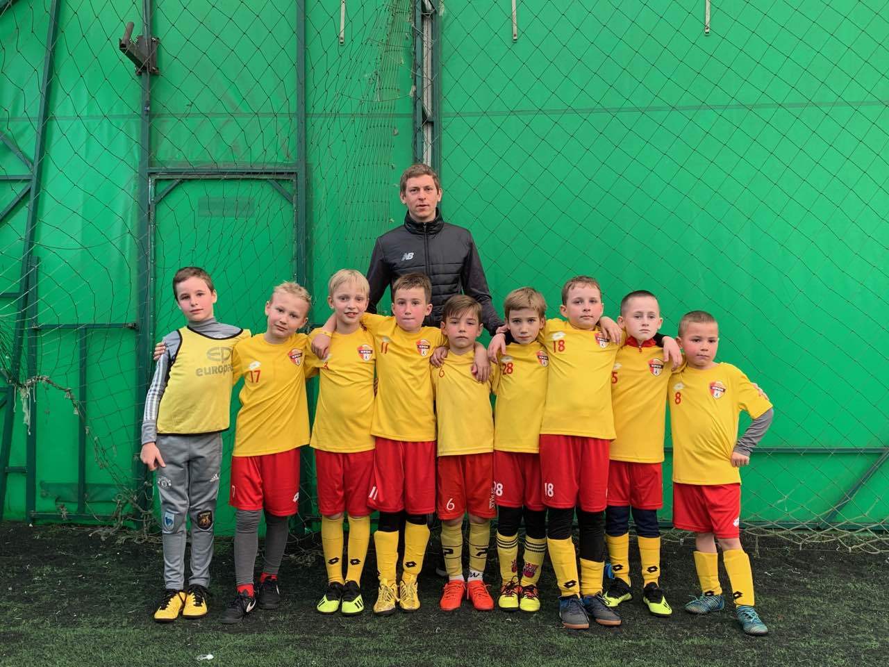 Pajama-business style or classic minimalism? What does the children's football club Krok wear? - My, Kids sports, Football, Equipment, Amateur football, Personal experience, Sportswear, Longpost, Section