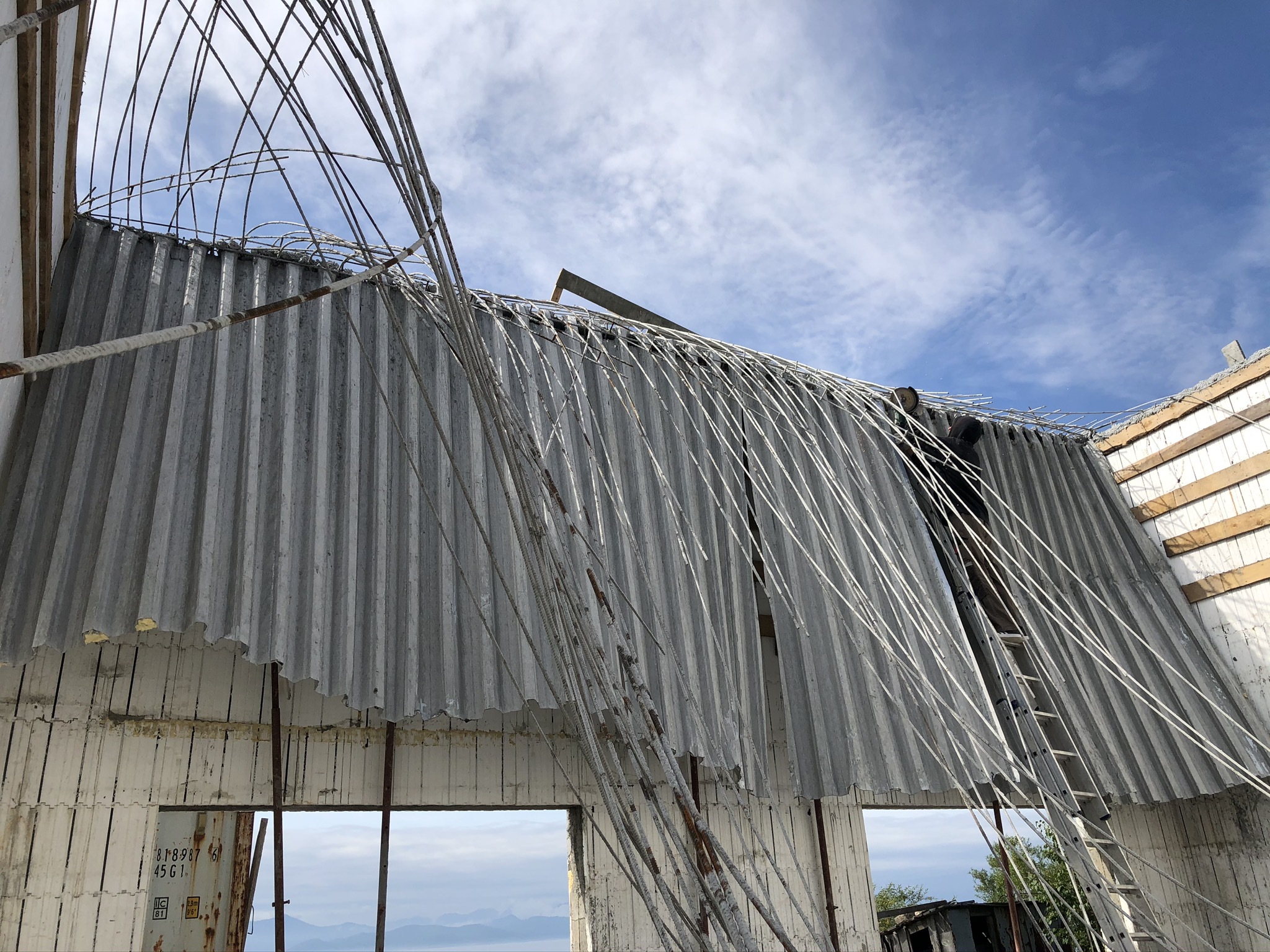 You have money, you don't need intelligence. Someone's dream garage - Petropavlovsk-Kamchatsky, Building, Garage, Rukozhop, I'm an engineer with my mother, Longpost, Negative