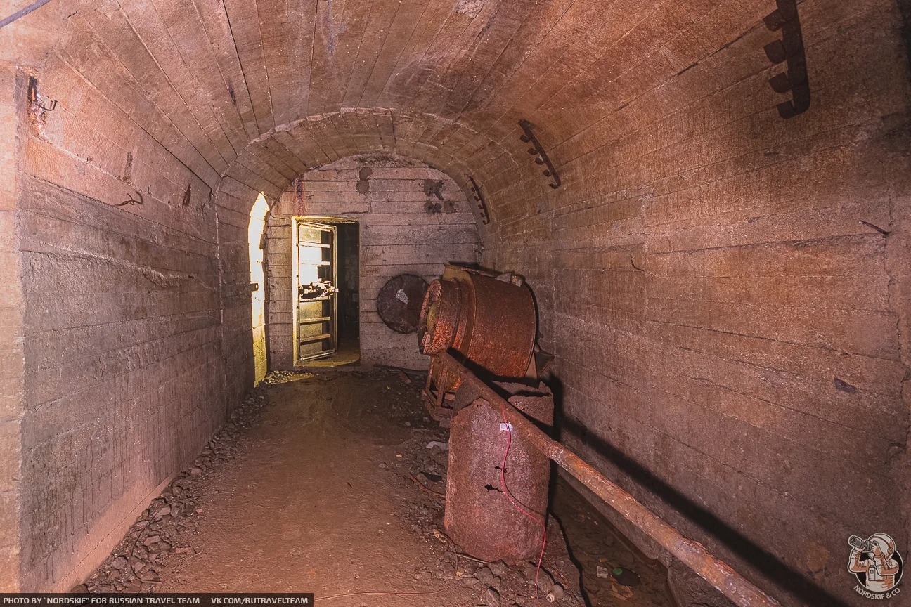 “Bunker” on the abandoned horizon of an old mine (-150 meters) Where did it come from here and what is it really? - My, Abandoned, Mine, Mining, Longpost, Video