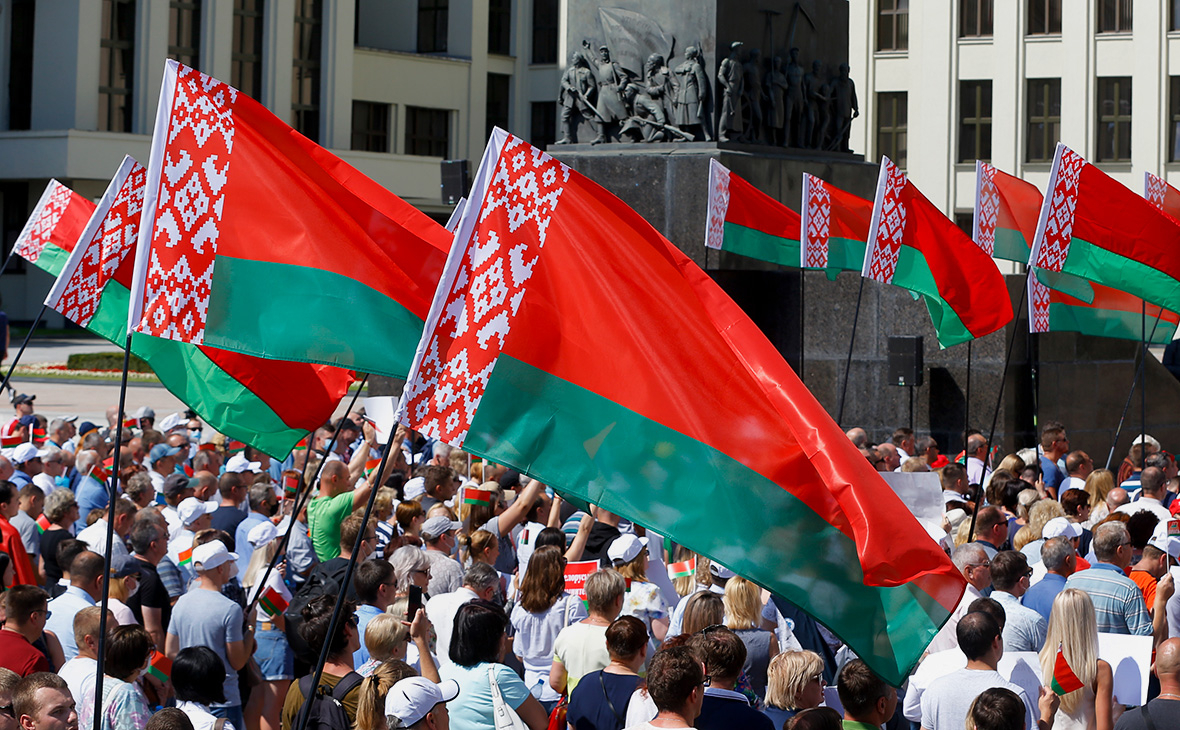 Supporters of Lukashenko held a rally in the center of Minsk - Politics, news, Republic of Belarus, Protests in Belarus, Alexander Lukashenko, Longpost