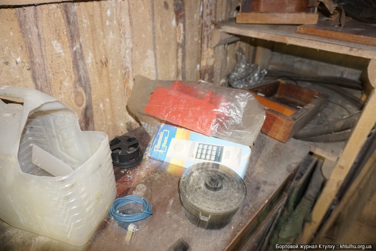 A basement with vintage junk in an abandoned place - My, Dnipropetrovsk, Dnieper, Abandoned, Abandoned house, Fuck aesthetics, Longpost