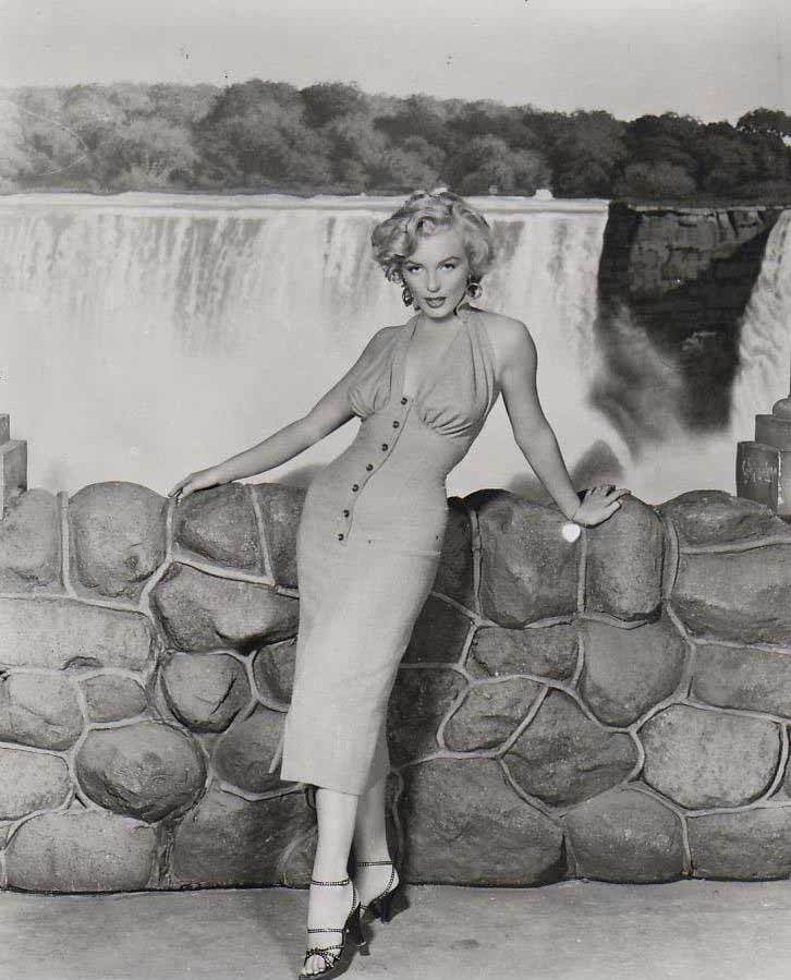 Film Niagara 1953 (XXXVI) Cycle Magnificent Marilyn - 208 - Cycle, Gorgeous, Marilyn Monroe, Actors and actresses, Celebrities, Photos from filming, Movies, Hollywood, USA, Cinema, 1952, 1953, Blonde, Longpost, 20th century, Film Niagara