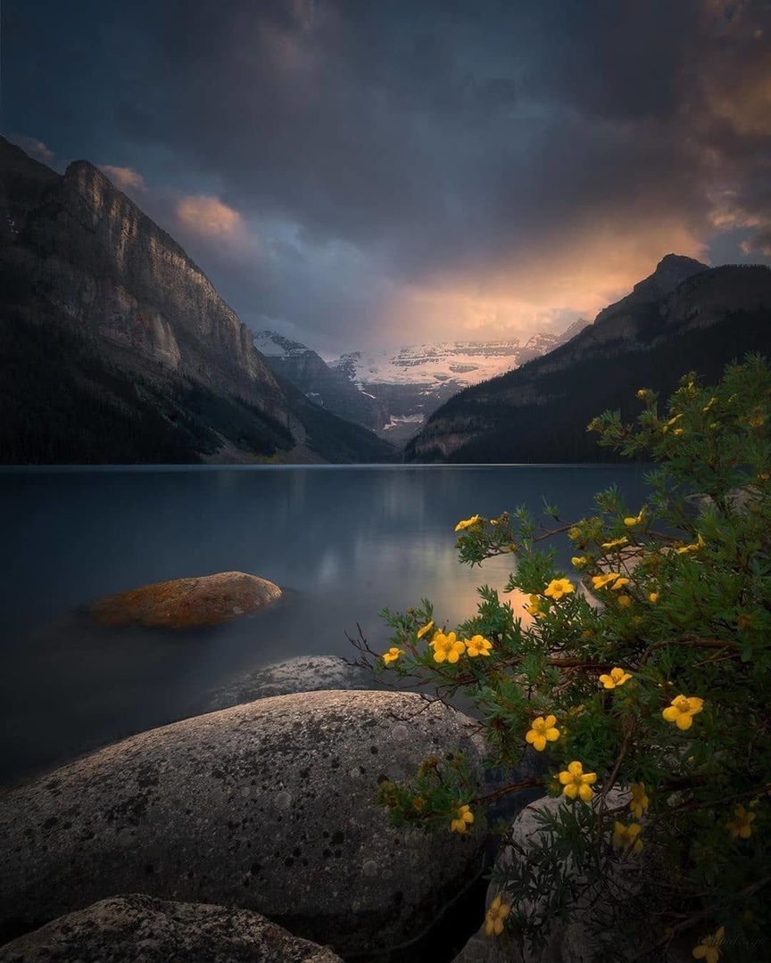 The beauty of Canada's landscapes - Canada, Nature, The photo, The mountains, River, Railway, Forest, Road, Longpost