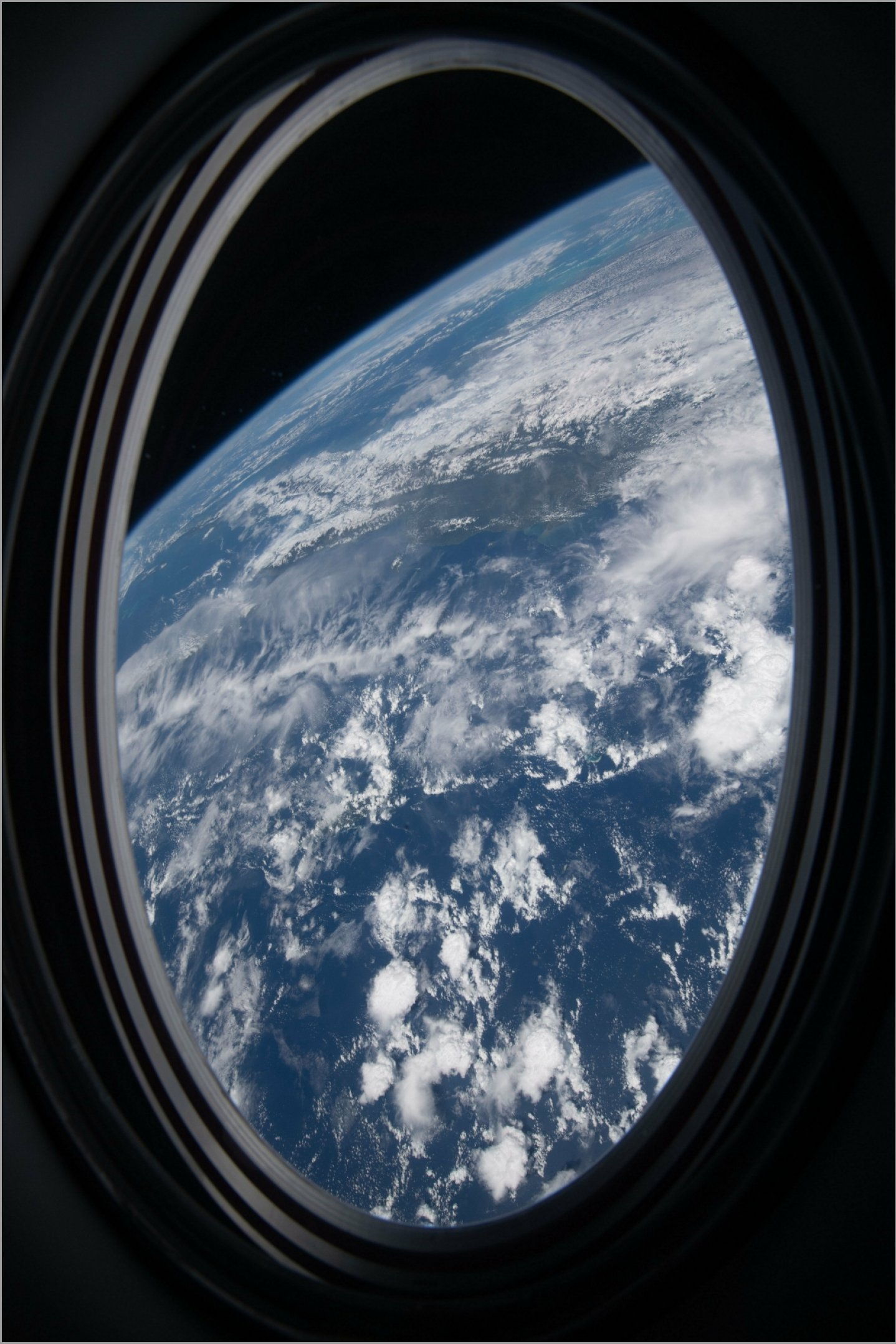 Space views from Crew Dragon during the Demo-2 mission from astronaut Bob Behnken - Spacex, Dragon 2, Spaceship, ISS, Land, Technologies, USA, Space, Cosmonautics, Astronaut, Longpost