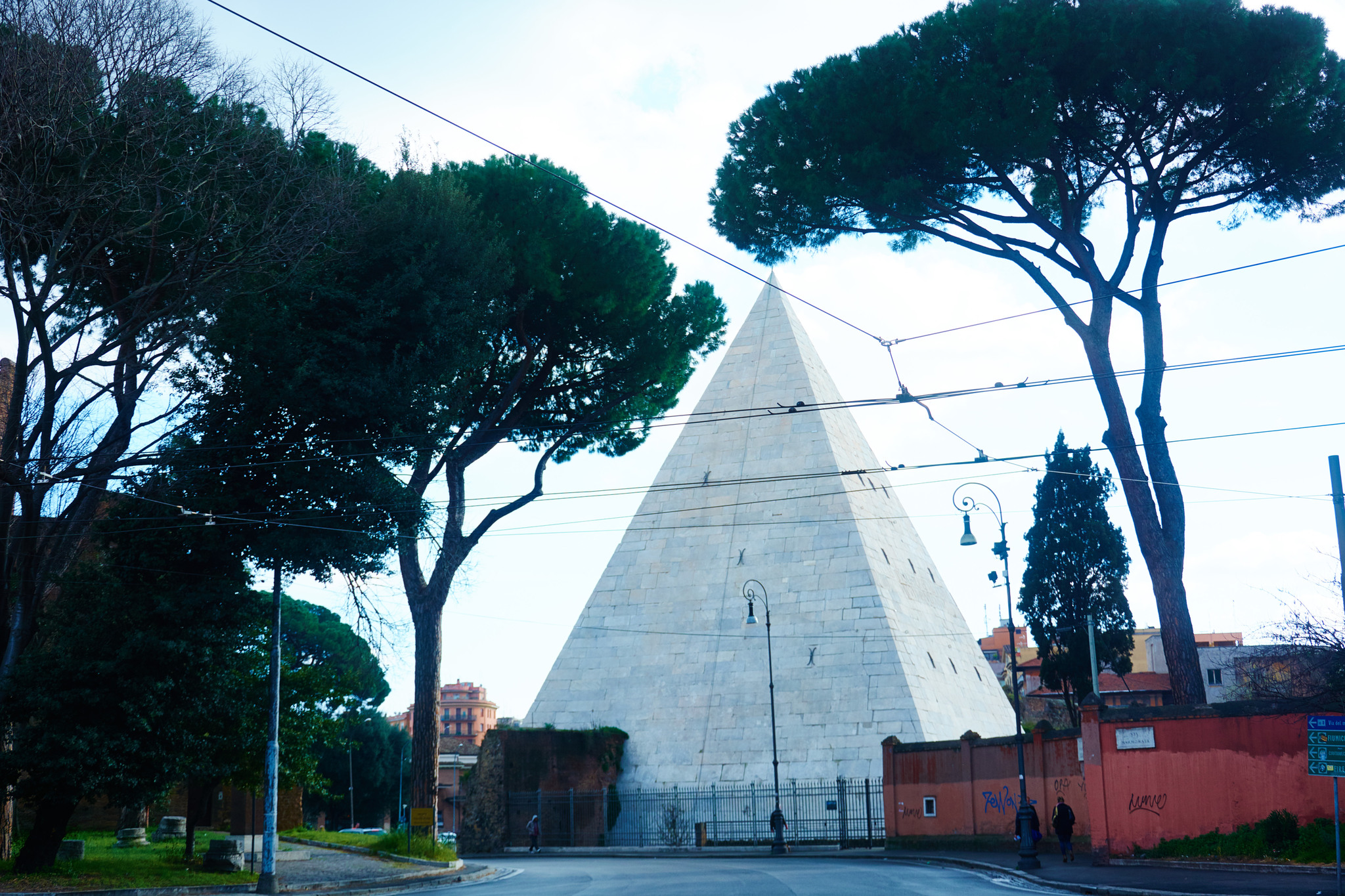 Pyramid in Rome - My, Rome, Italy, Pyramid, Europe, Travels, Longpost