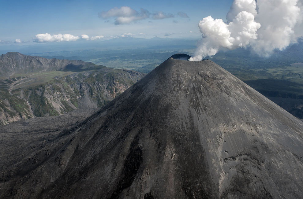 Volcanoes of Kamchatka - The nature of Russia, Volcano, Kamchatka, Longpost, Interesting, Klyuchevskoy Volcano, Tolbachik Volcano, Kamen volcano, Kisimen Volcano, Karymsky Volcano, Maly Semyachik volcano