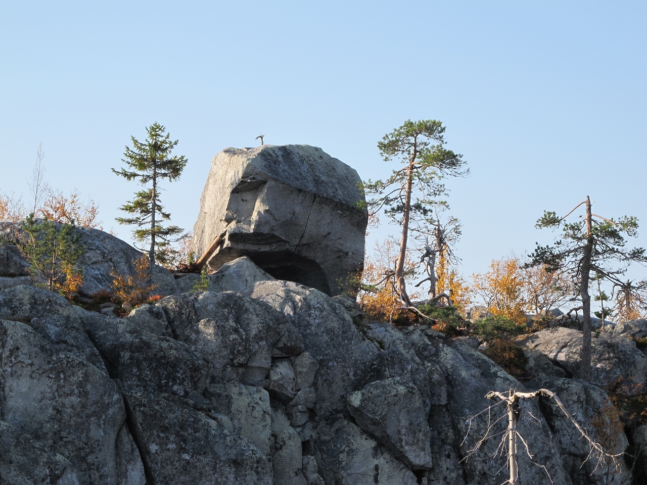 Autumn Karelia - My, Карелия, Here's the product, The rocks, Ladoga lake, The nature of Russia, Autumn, Longpost, Nature