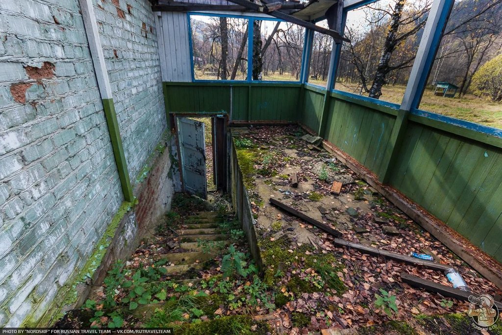 Autumn Ruins Abandoned pioneer camp in the Ural mountains - My, Urbex ural, Abandoned, Pioneer camp, Children's camp, Forest, Autumn, Ural, Longpost