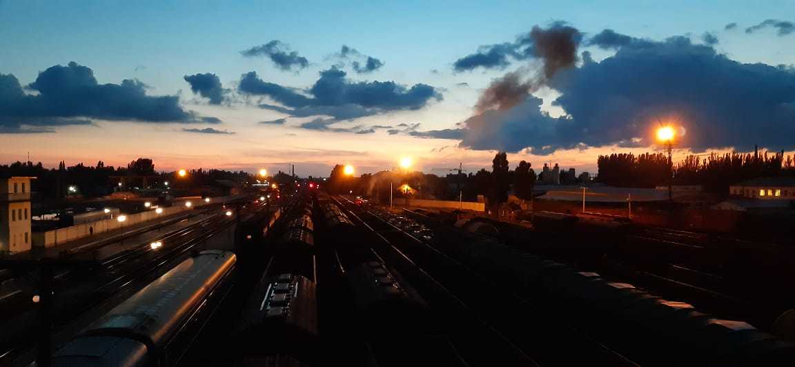 The sun is setting - My, Kherson, Sunset, Railway station