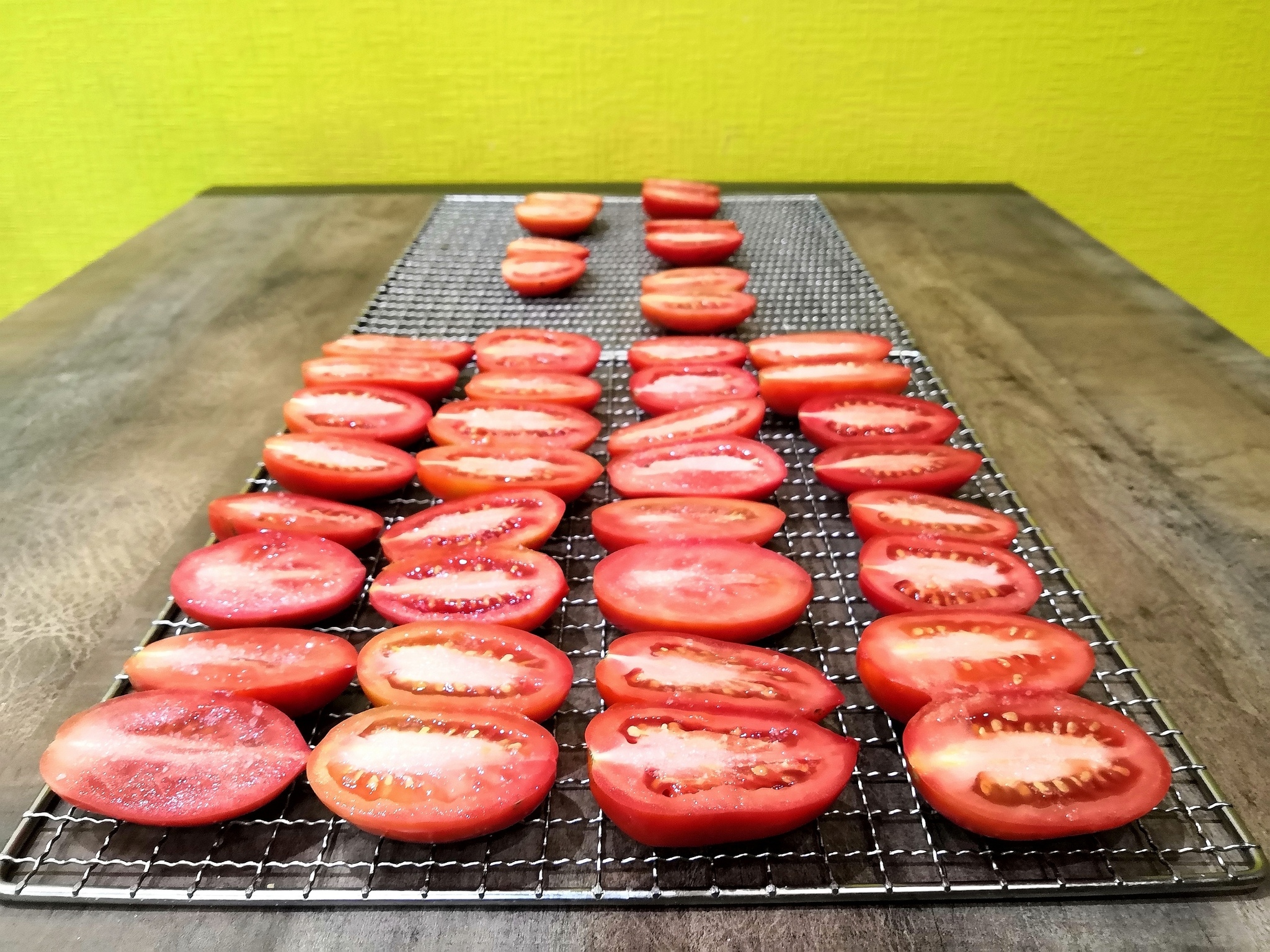 Drying food. Sweet peppers and tomatoes - My, Blanks, Food, Tourism, Hike, The mountains, Longpost, Recipe, Cooking, Drying