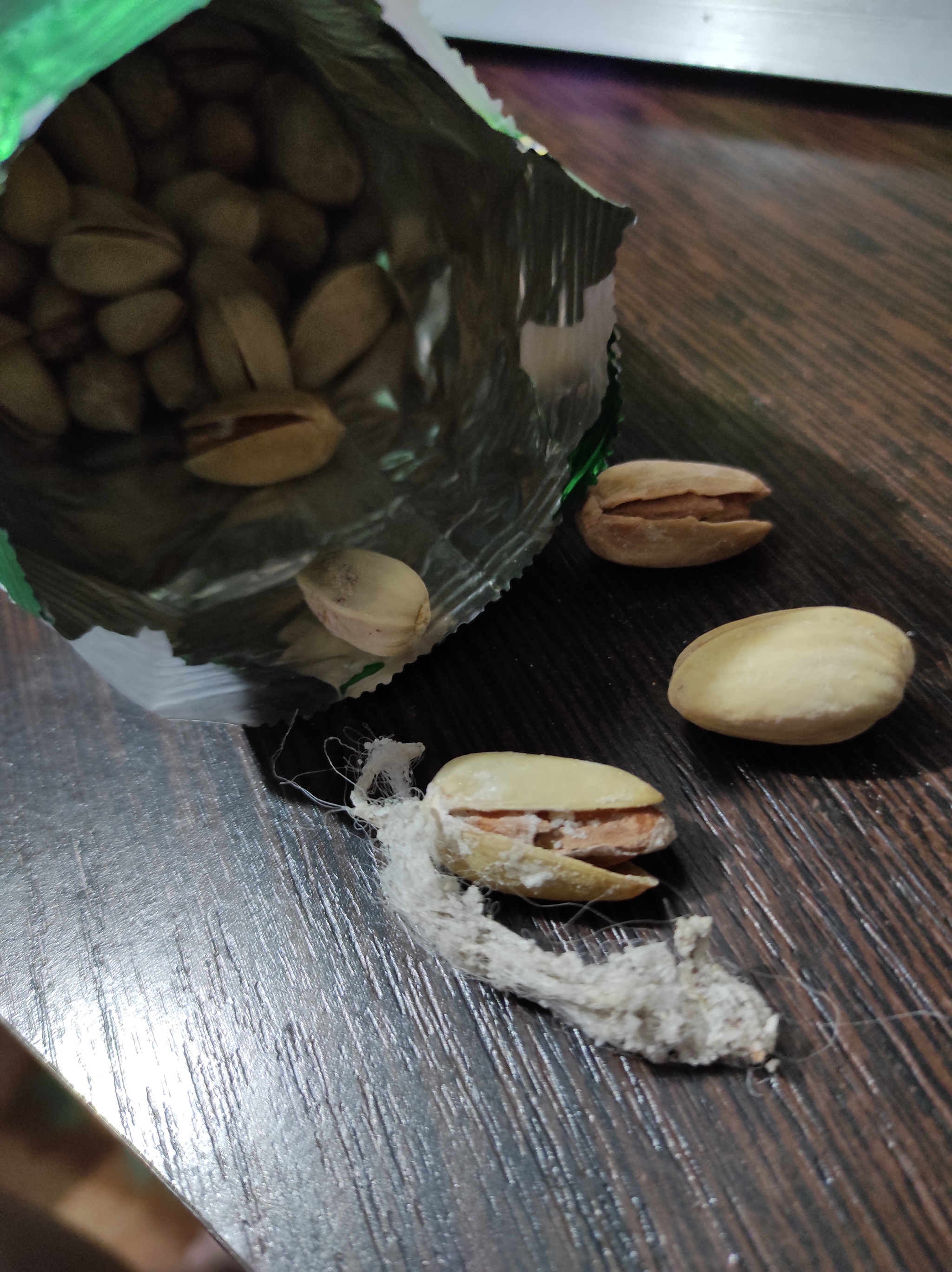 Very tasty pistachios - My, Quality, Pistachios, Food, Horror, Longpost