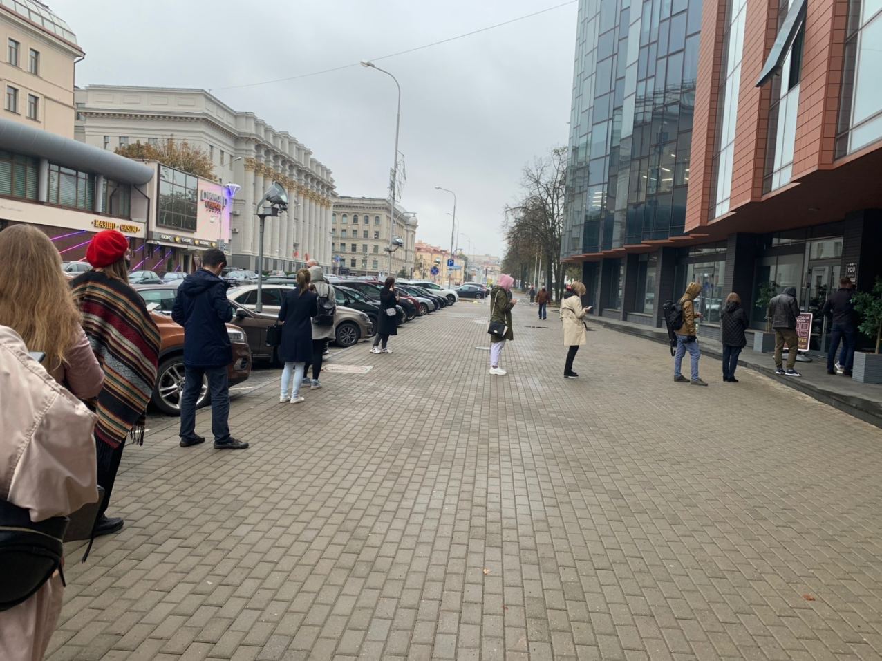 Queue at Maxim Khoroshin's flower shop - Dmitry Shepelev, Politics, Republic of Belarus, Solidarity, Video, Longpost