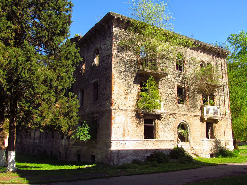 Ghost town of Tkvarcheli - Tkvarcheli, Abandoned, Urbanfact, Abkhazia, Video, Longpost