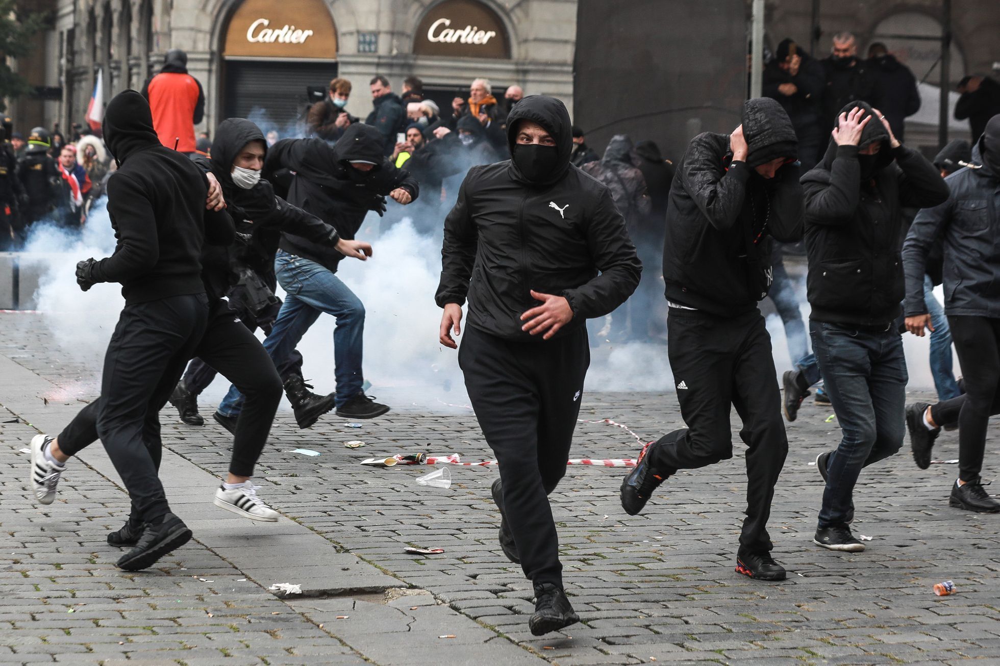 Demonstration against government coronavirus measures in Prague - Prague, Czech, Europe, Coronavirus, Demonstration, Protest, Hooligans, Politics, Longpost