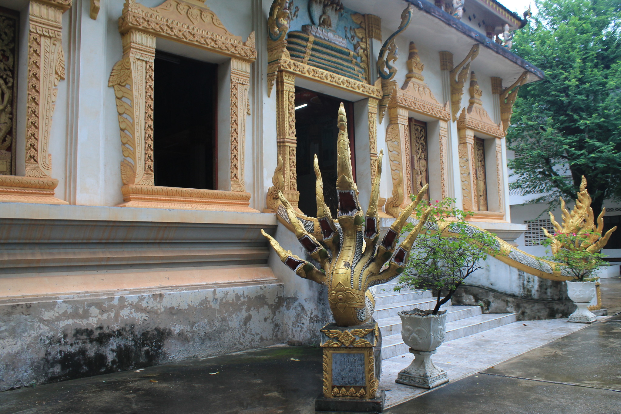 Vientiane is a city of legends and ancient temples. That Dam Stupa. Simuang Temple and temples on Settathirata Avenue - My, Vientiane, Temple, Asia, Travels, Longpost