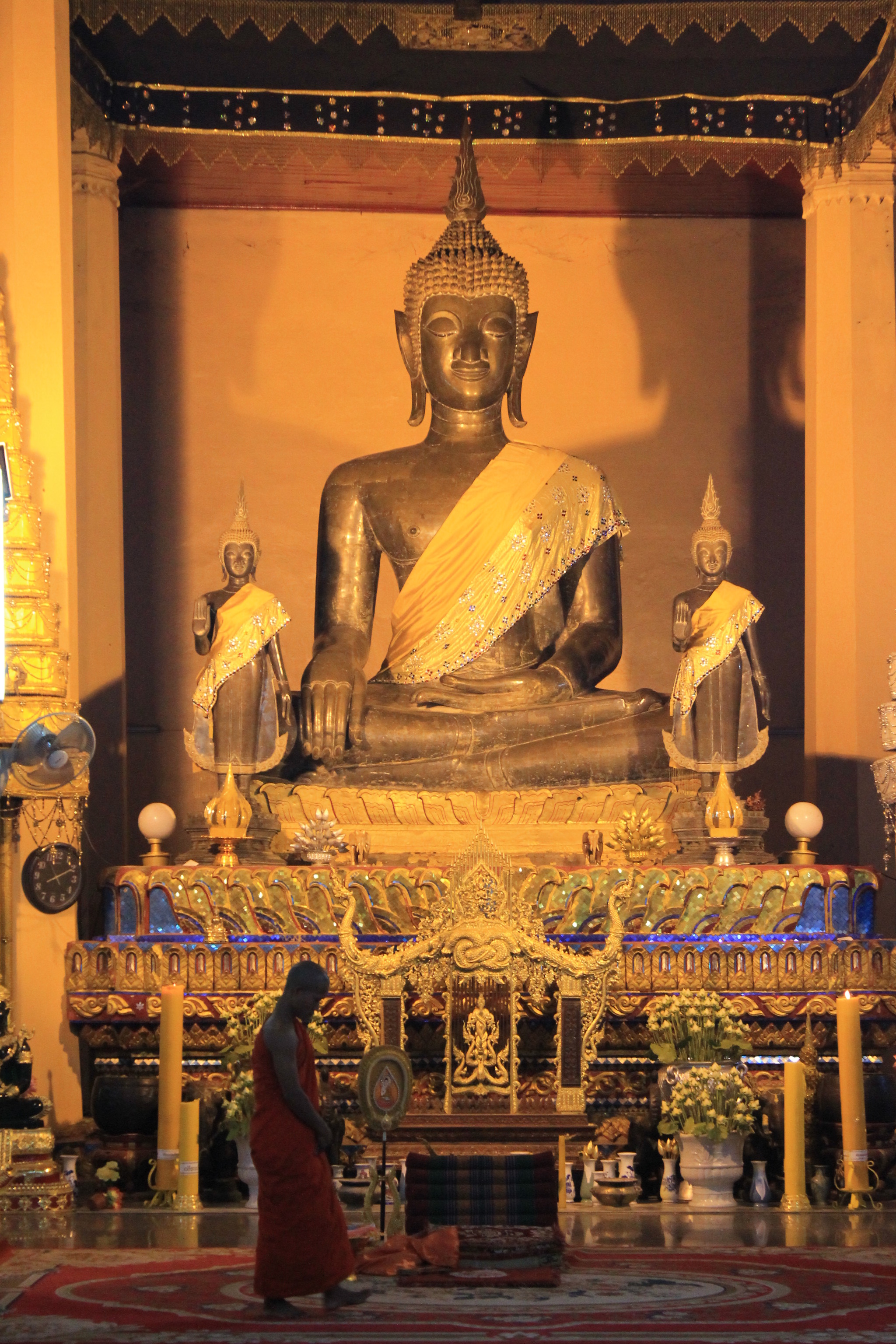 Vientiane is a city of legends and ancient temples. That Dam Stupa. Simuang Temple and temples on Settathirata Avenue - My, Vientiane, Temple, Asia, Travels, Longpost