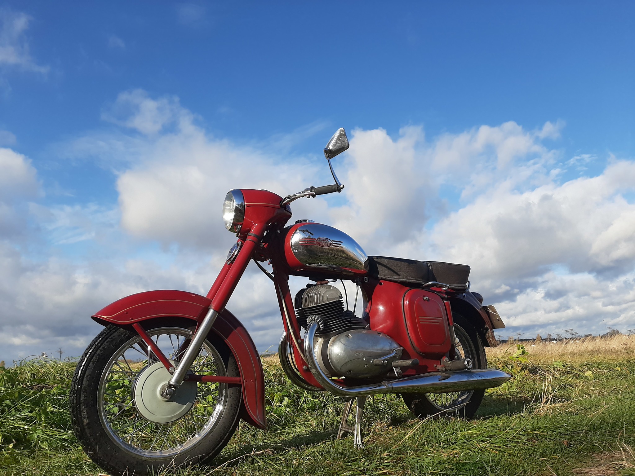 October 23, warm day) - My, Java, Pokatushki, Retro, Moto, Old lady, Heat, Longpost